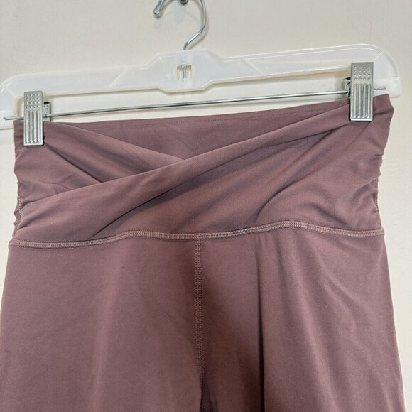 Lululemon Align High Rise Cross Waist Crop 21” Leggings Size 6 Taupe Purple - Picture 2 of 9